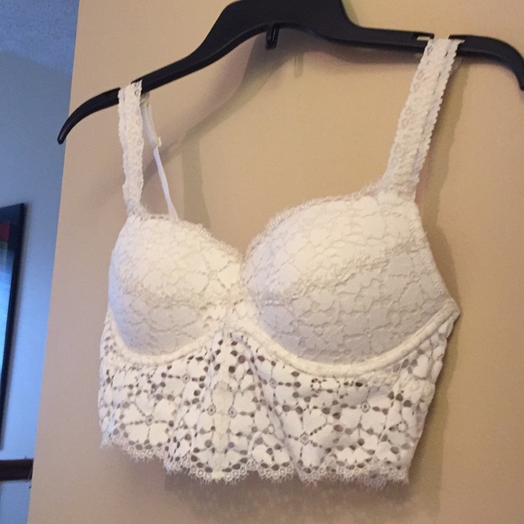 Victoria’s Secret Pink white lace padded bralette - Picture 4 of 8